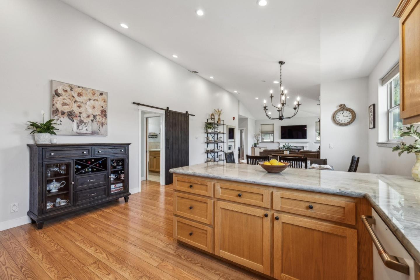 Detail Gallery Image 18 of 41 For 456 Grand Blvd, Half Moon Bay,  CA 94019 - 3 Beds | 2 Baths