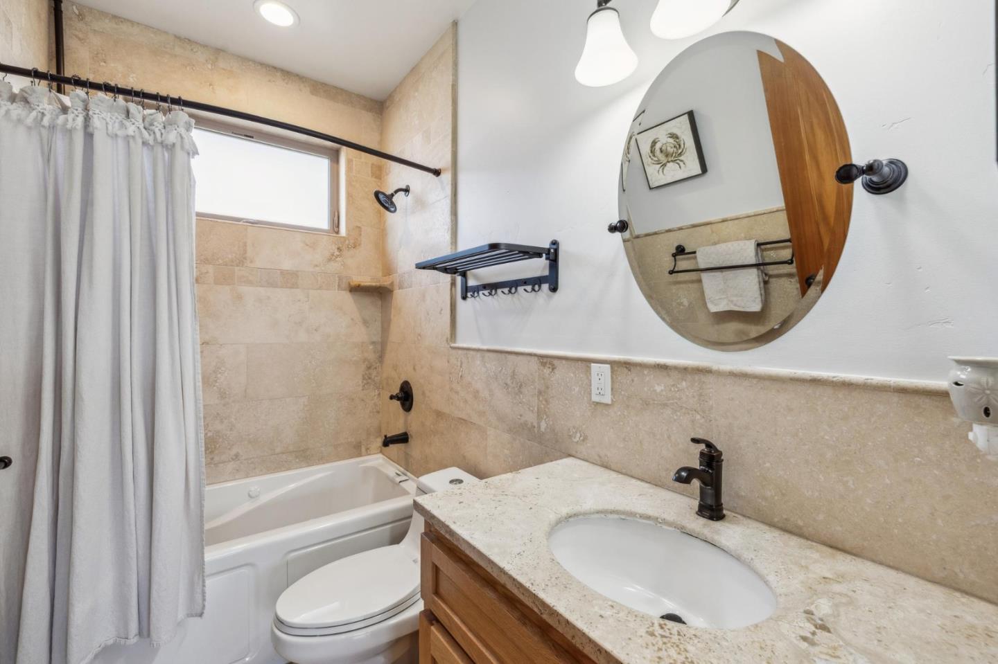 Detail Gallery Image 25 of 41 For 456 Grand Blvd, Half Moon Bay,  CA 94019 - 3 Beds | 2 Baths