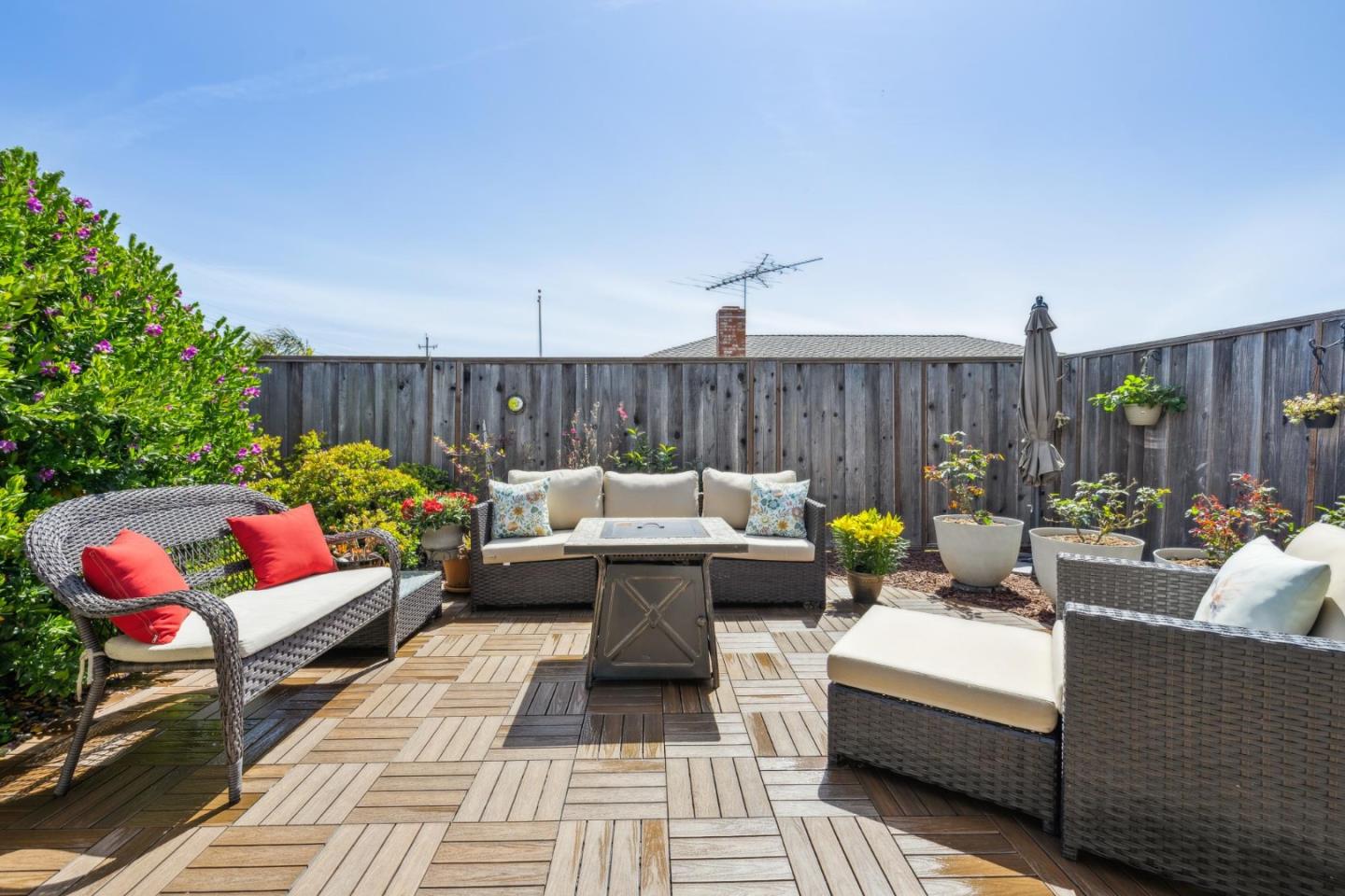 Detail Gallery Image 37 of 41 For 456 Grand Blvd, Half Moon Bay,  CA 94019 - 3 Beds | 2 Baths