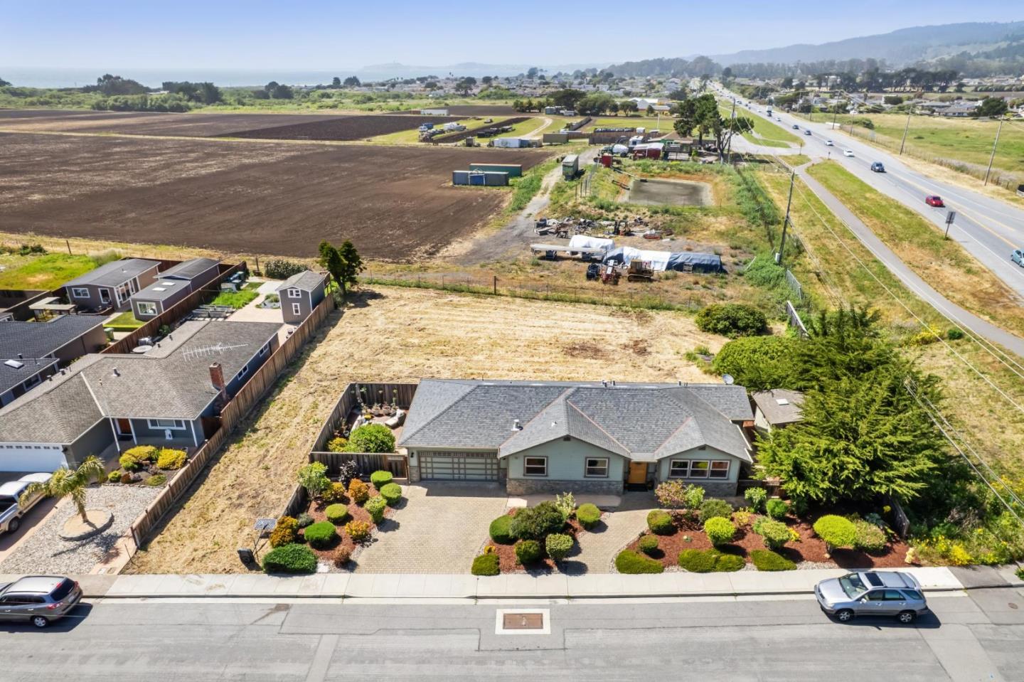 Detail Gallery Image 39 of 41 For 456 Grand Blvd, Half Moon Bay,  CA 94019 - 3 Beds | 2 Baths