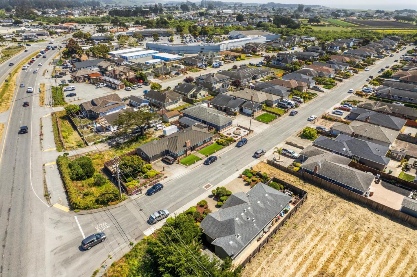 Detail Gallery Image 40 of 41 For 456 Grand Blvd, Half Moon Bay,  CA 94019 - 3 Beds | 2 Baths