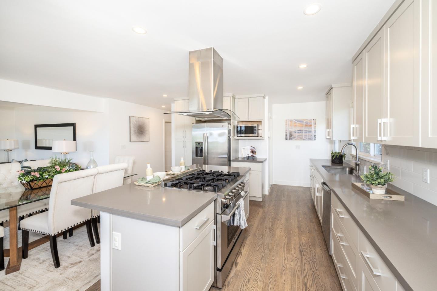 Detail Gallery Image 17 of 51 For 732 Alameda De Las Pulgas, Belmont,  CA 94002 - 3 Beds | 2 Baths