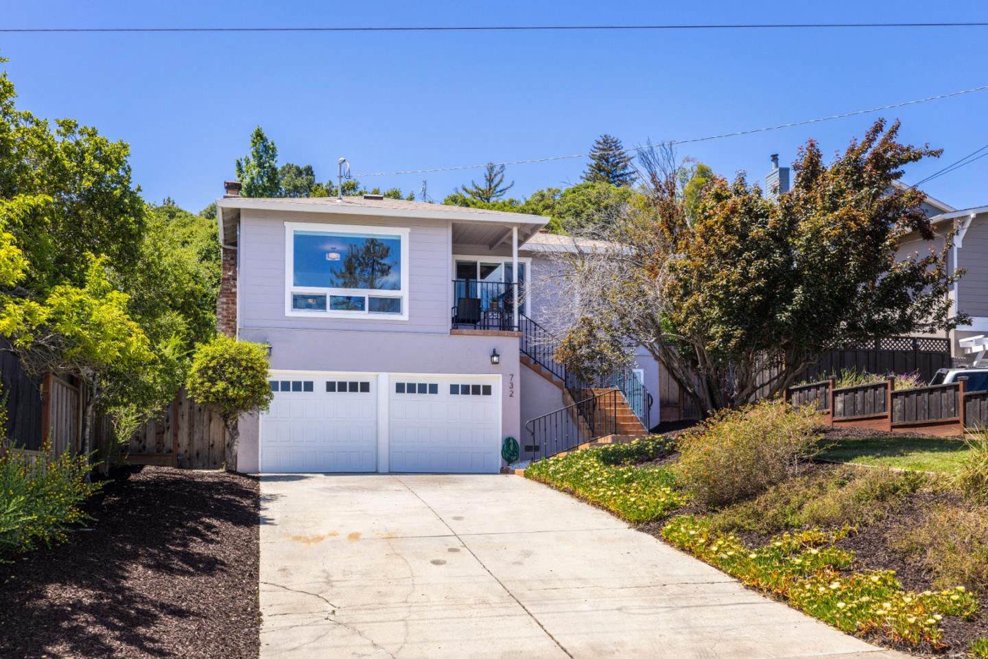 Detail Gallery Image 2 of 51 For 732 Alameda De Las Pulgas, Belmont,  CA 94002 - 3 Beds | 2 Baths