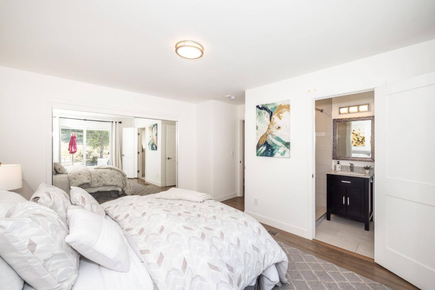 Detail Gallery Image 21 of 51 For 732 Alameda De Las Pulgas, Belmont,  CA 94002 - 3 Beds | 2 Baths