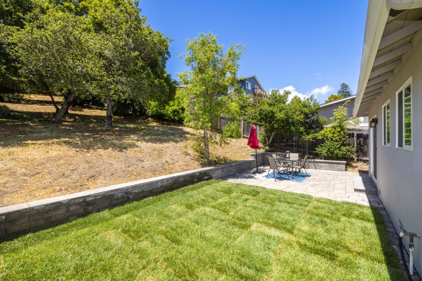 Detail Gallery Image 36 of 51 For 732 Alameda De Las Pulgas, Belmont,  CA 94002 - 3 Beds | 2 Baths