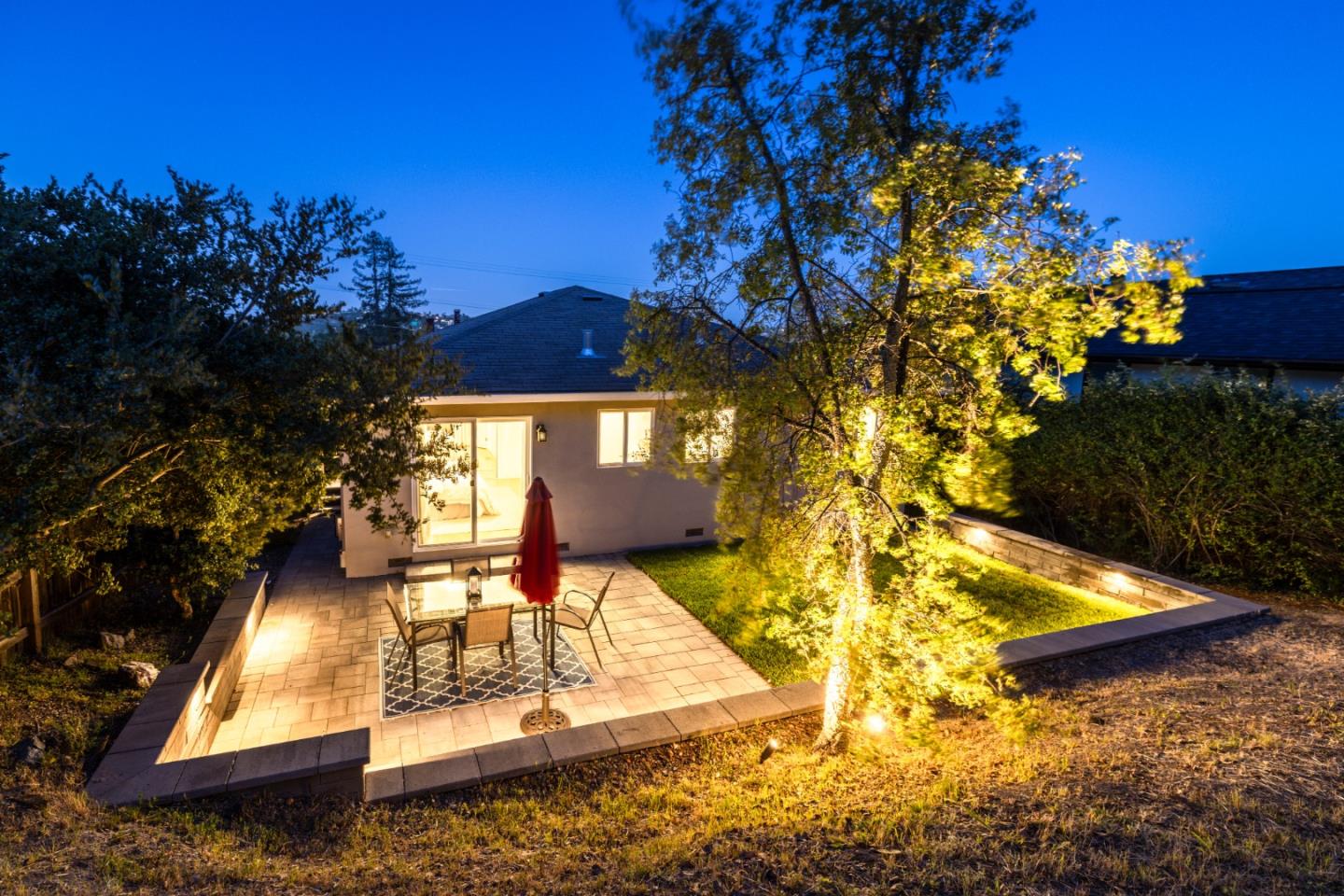 Detail Gallery Image 46 of 51 For 732 Alameda De Las Pulgas, Belmont,  CA 94002 - 3 Beds | 2 Baths