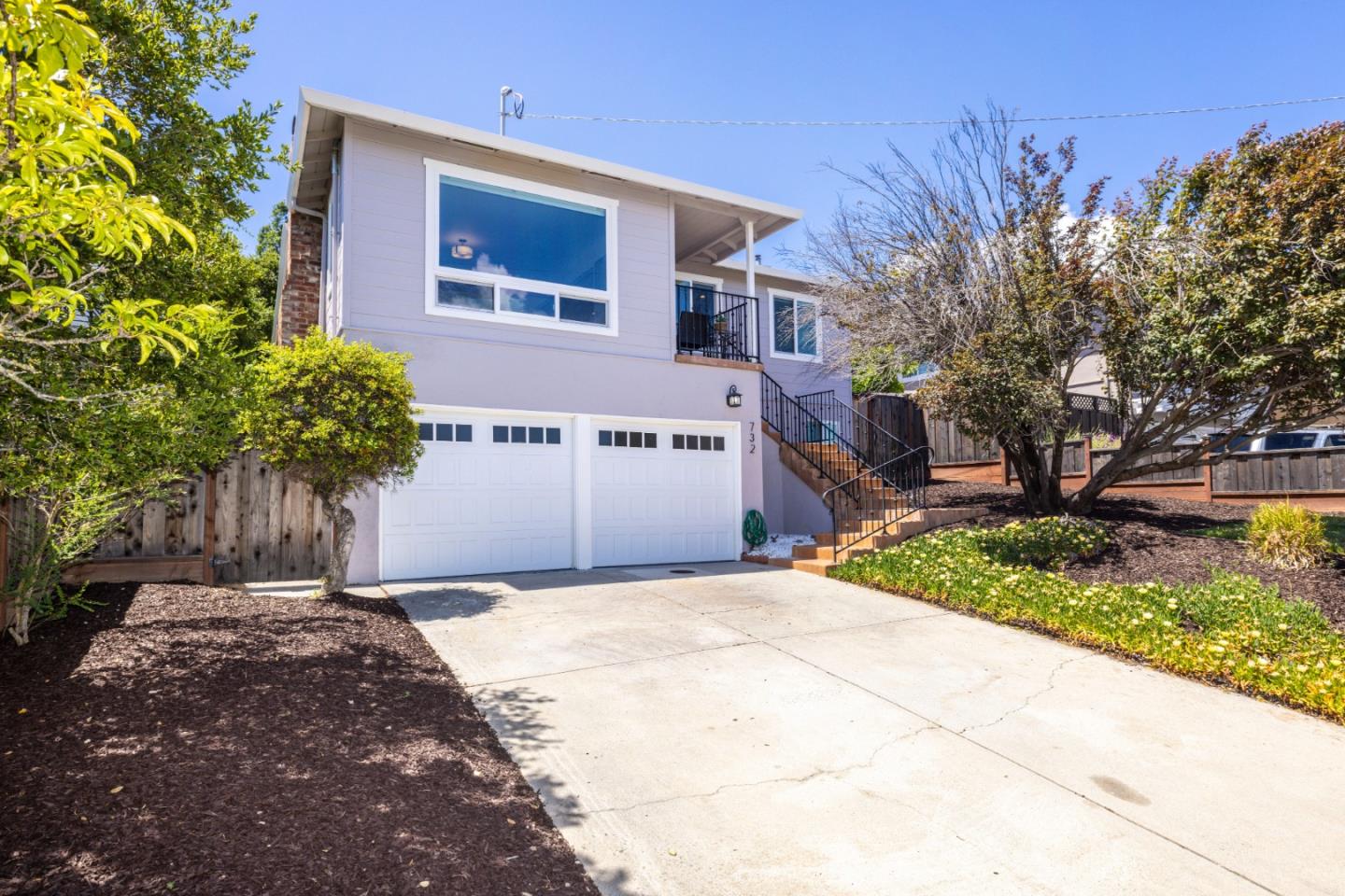 Detail Gallery Image 5 of 51 For 732 Alameda De Las Pulgas, Belmont,  CA 94002 - 3 Beds | 2 Baths
