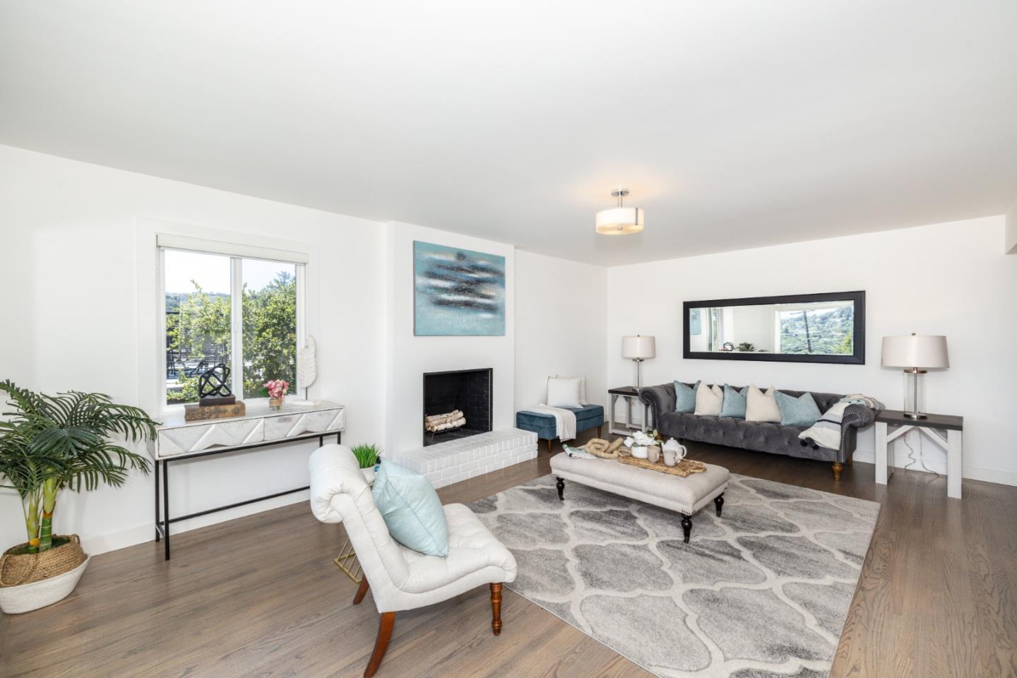 Detail Gallery Image 9 of 51 For 732 Alameda De Las Pulgas, Belmont,  CA 94002 - 3 Beds | 2 Baths