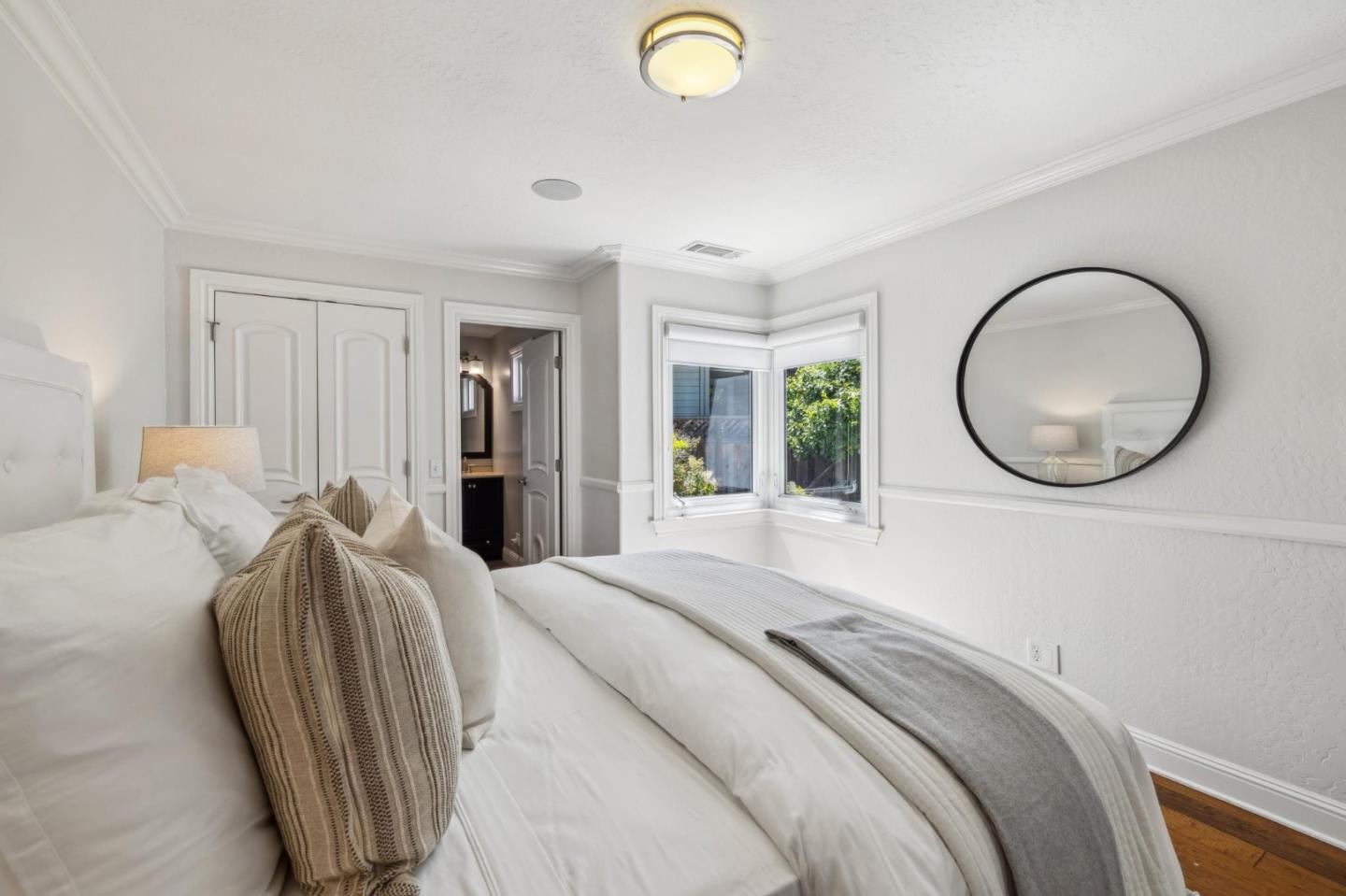 Detail Gallery Image 17 of 27 For 2628 Brewster Ave, Redwood City,  CA 94062 - 3 Beds | 3/1 Baths