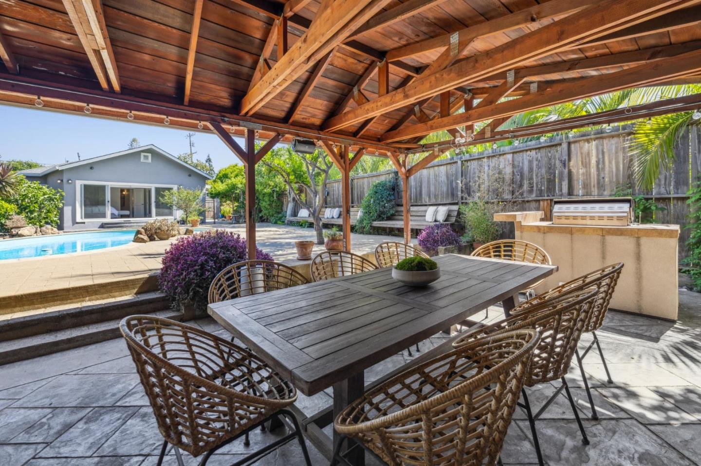 Detail Gallery Image 25 of 27 For 2628 Brewster Ave, Redwood City,  CA 94062 - 3 Beds | 3/1 Baths