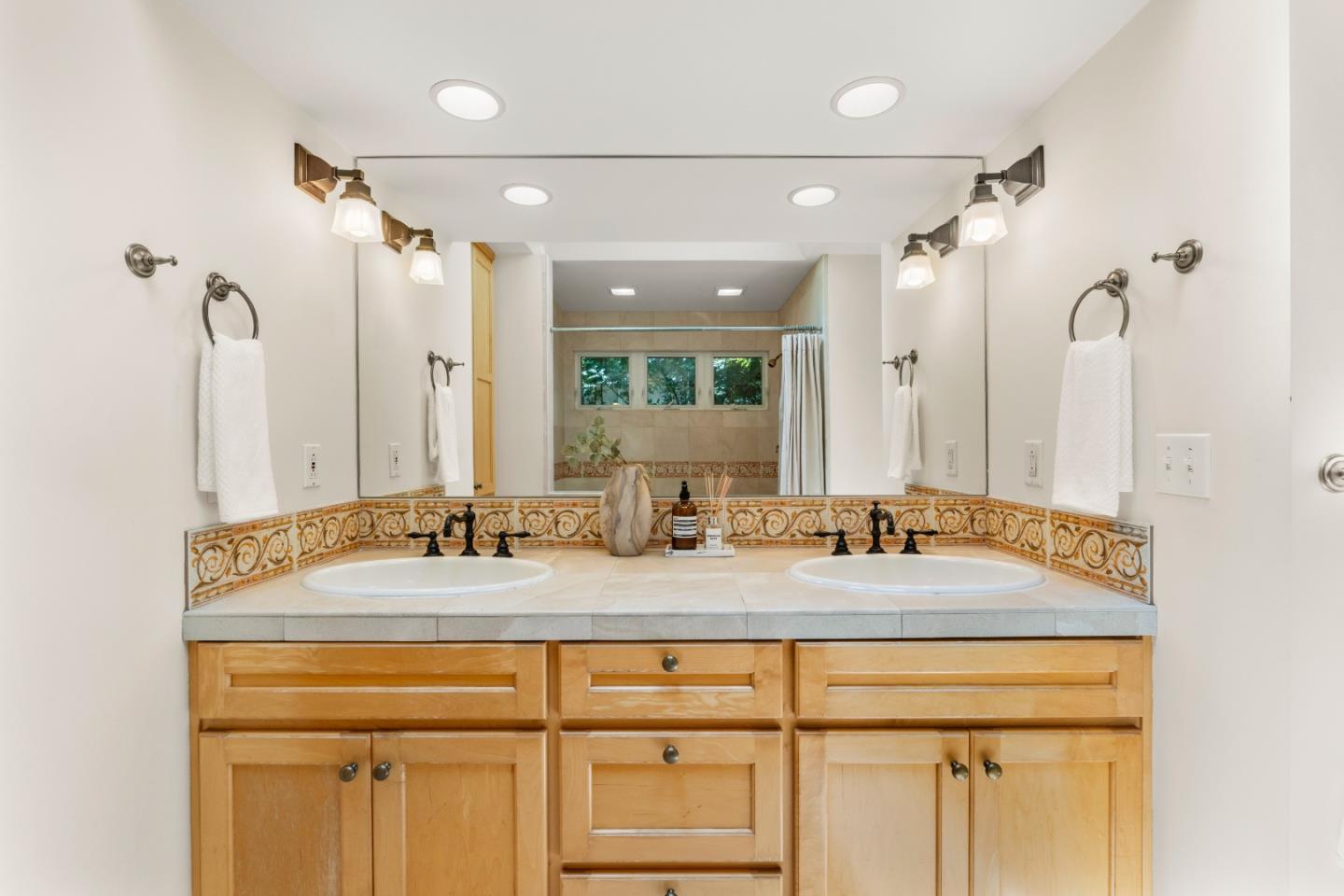 Detail Gallery Image 17 of 38 For 88 Mercy St, Mountain View,  CA 94041 - 3 Beds | 2 Baths