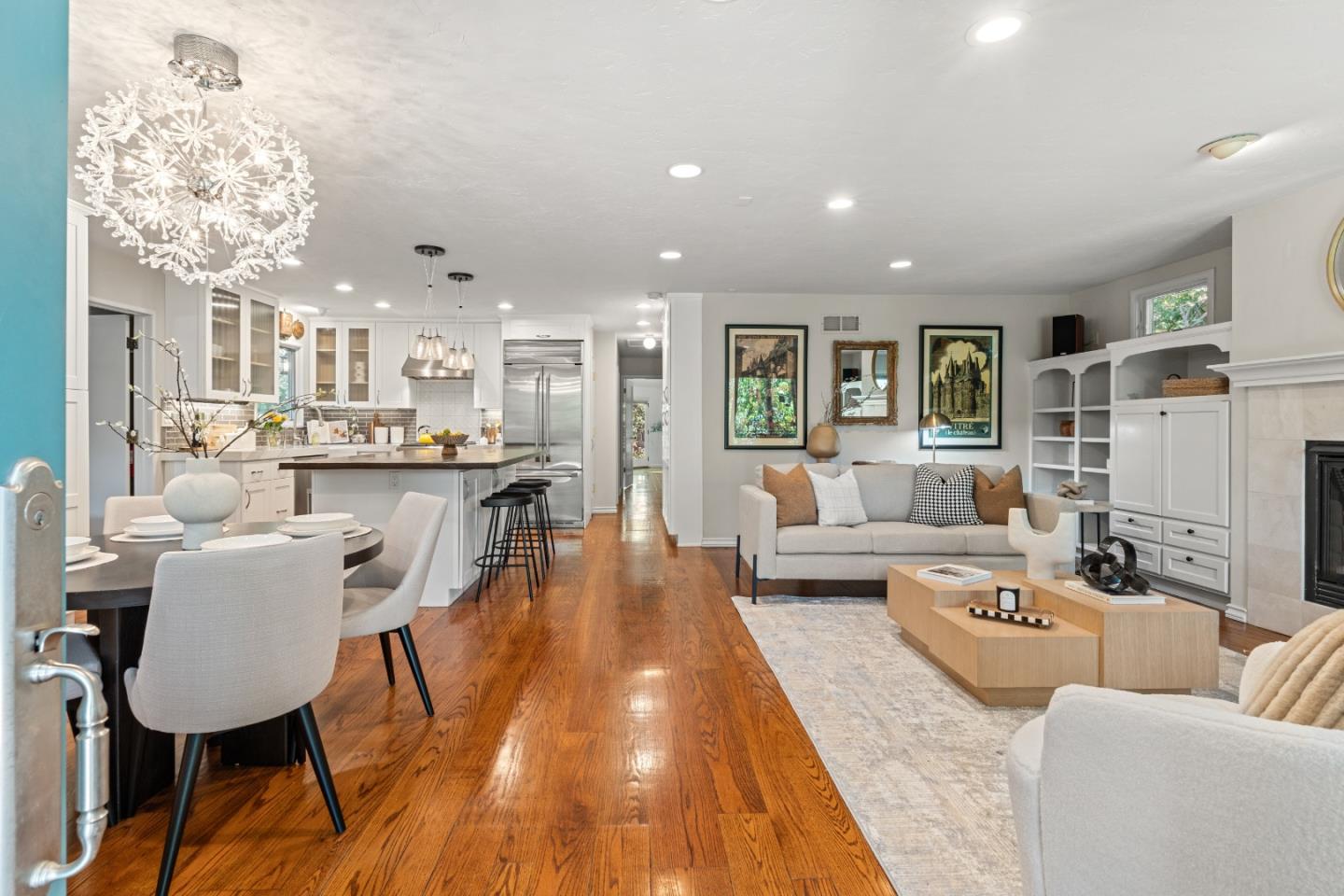 Detail Gallery Image 3 of 38 For 88 Mercy St, Mountain View,  CA 94041 - 3 Beds | 2 Baths