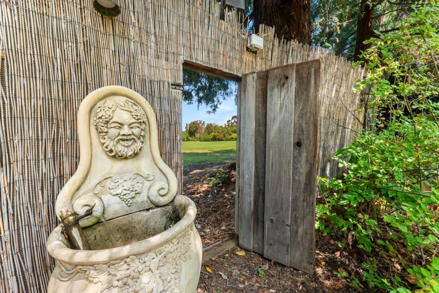 Detail Gallery Image 33 of 38 For 88 Mercy St, Mountain View,  CA 94041 - 3 Beds | 2 Baths