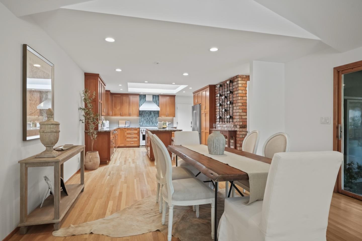 Detail Gallery Image 17 of 65 For 1547 Petersen Ave, San Jose,  CA 95129 - 3 Beds | 2 Baths