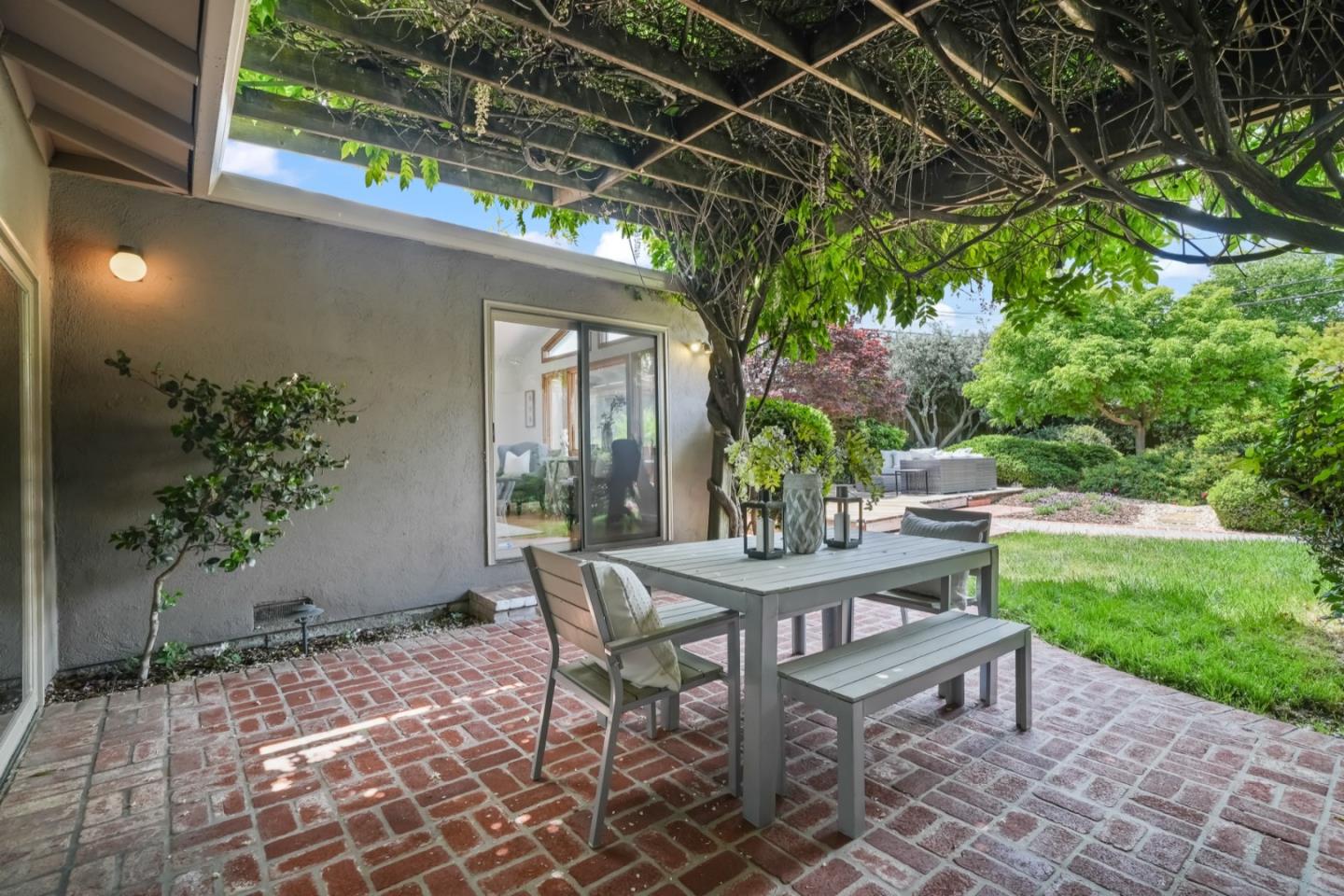 Detail Gallery Image 44 of 65 For 1547 Petersen Ave, San Jose,  CA 95129 - 3 Beds | 2 Baths