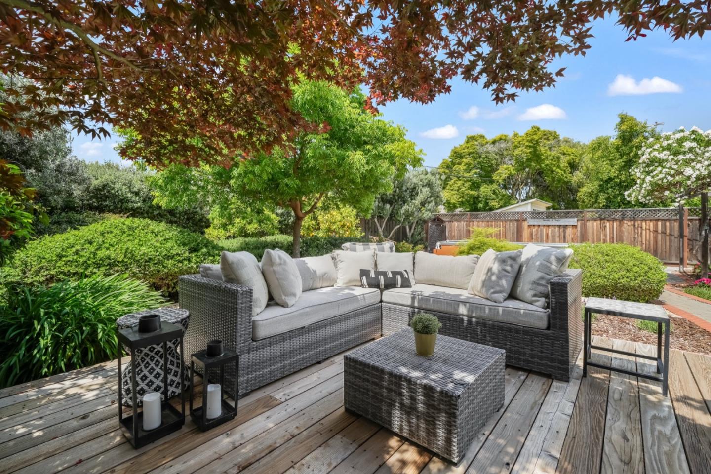 Detail Gallery Image 49 of 65 For 1547 Petersen Ave, San Jose,  CA 95129 - 3 Beds | 2 Baths