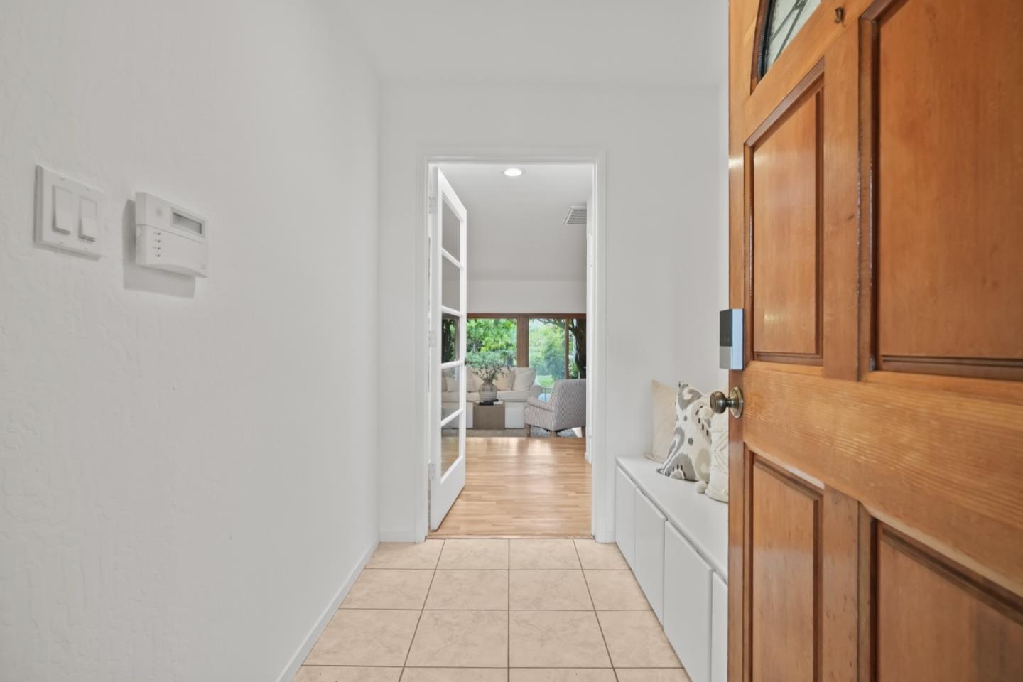 Detail Gallery Image 7 of 65 For 1547 Petersen Ave, San Jose,  CA 95129 - 3 Beds | 2 Baths