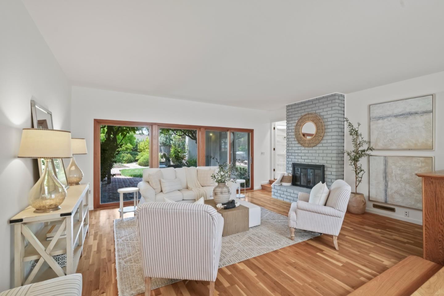 Detail Gallery Image 9 of 65 For 1547 Petersen Ave, San Jose,  CA 95129 - 3 Beds | 2 Baths