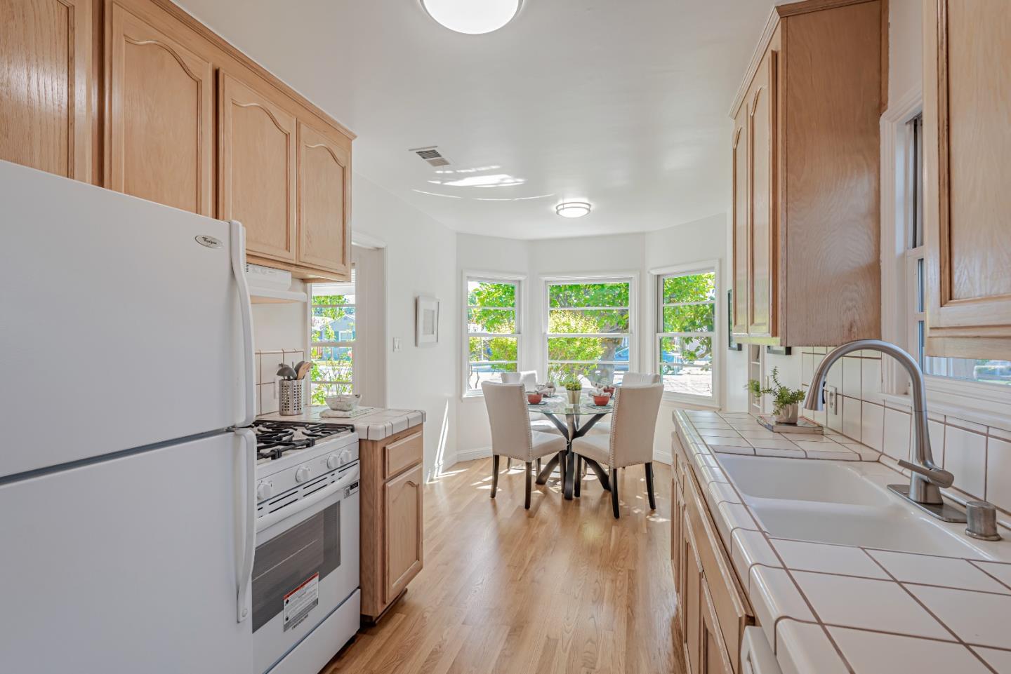 Detail Gallery Image 12 of 54 For 533 Flagg Ave, San Jose,  CA 95128 - 3 Beds | 1 Baths