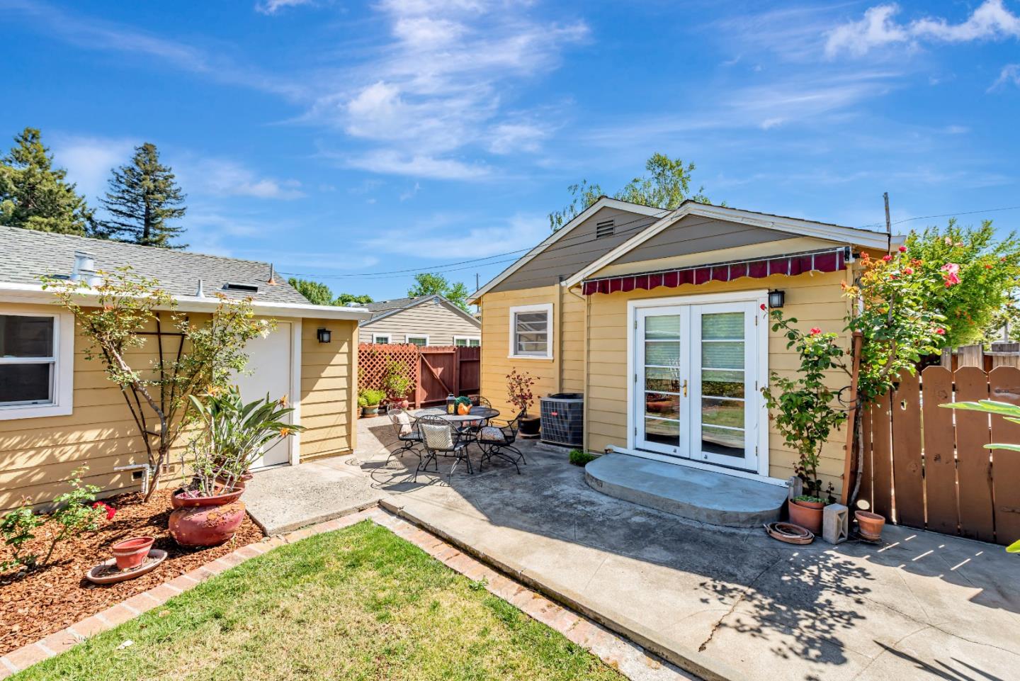Detail Gallery Image 31 of 54 For 533 Flagg Ave, San Jose,  CA 95128 - 3 Beds | 1 Baths