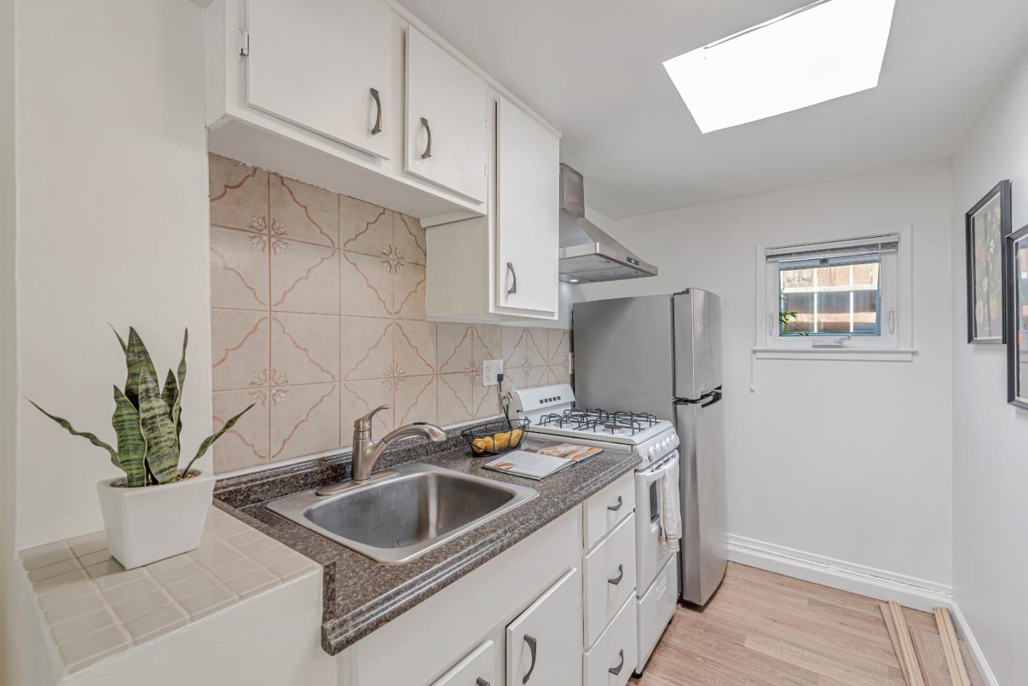 Detail Gallery Image 46 of 54 For 533 Flagg Ave, San Jose,  CA 95128 - 3 Beds | 1 Baths