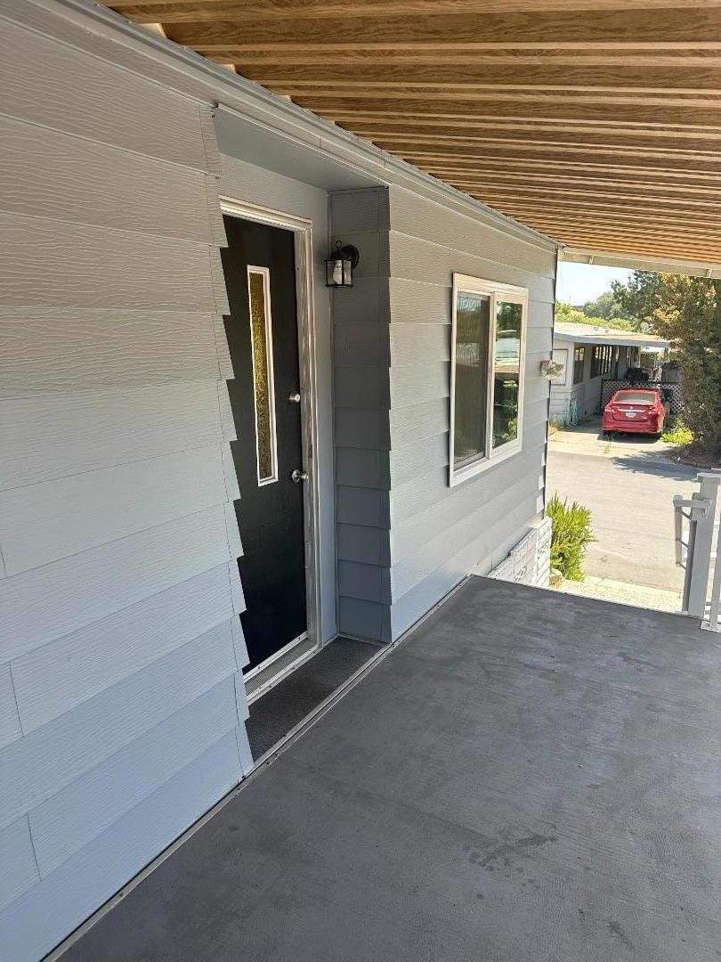 Detail Gallery Image 2 of 10 For 110 Crespi Cir #110,  Watsonville,  CA 95076 - 2 Beds | 2 Baths