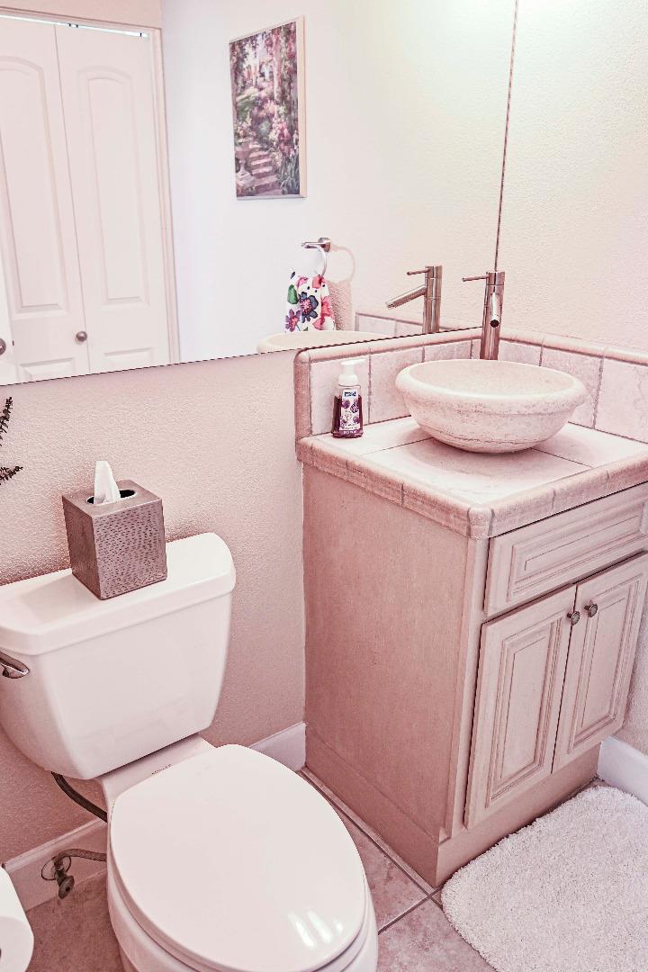 Detail Gallery Image 13 of 49 For 1924 Meridian Ave, San Jose,  CA 95125 - 2 Beds | 2/1 Baths