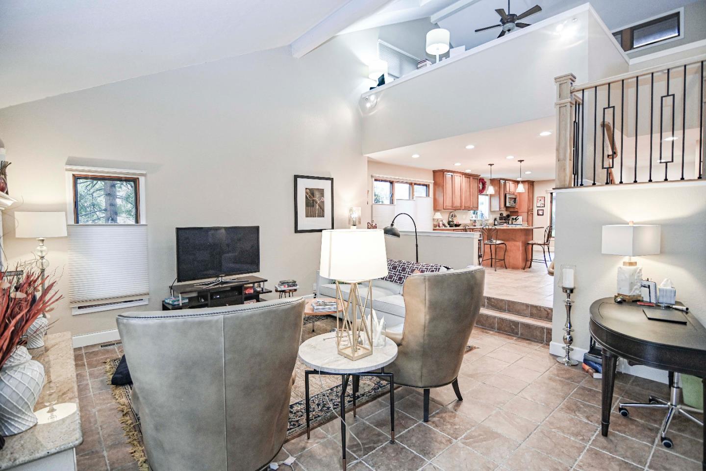 Detail Gallery Image 15 of 49 For 1924 Meridian Ave, San Jose,  CA 95125 - 2 Beds | 2/1 Baths