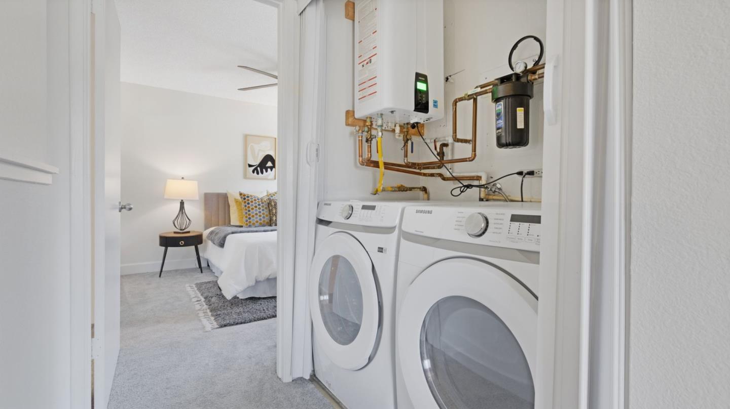 Detail Gallery Image 16 of 35 For 4930 Flat Rock Cir, San Jose,  CA 95136 - 3 Beds | 2/1 Baths