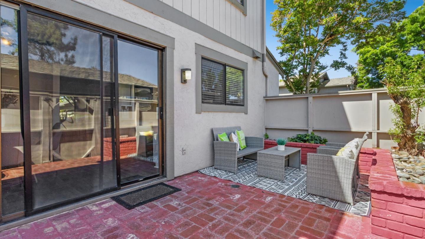 Detail Gallery Image 29 of 35 For 4930 Flat Rock Cir, San Jose,  CA 95136 - 3 Beds | 2/1 Baths