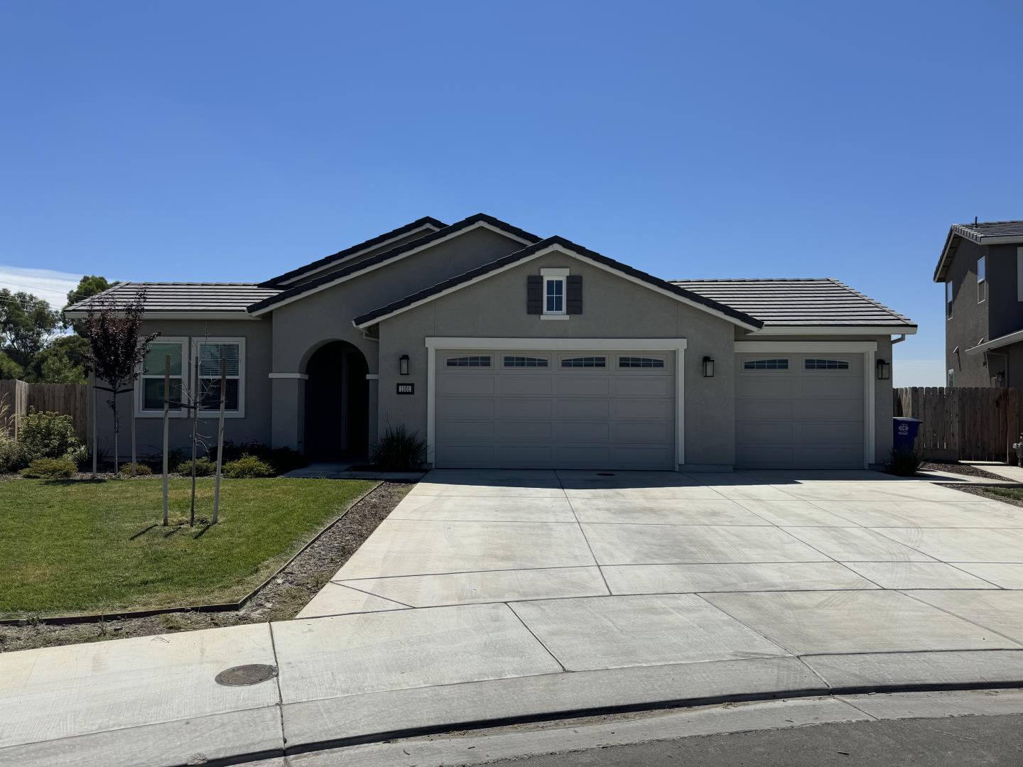 Detail Gallery Image 14 of 14 For 1101 Pearl Dr, Los Banos,  CA 93635 - 4 Beds | 2 Baths