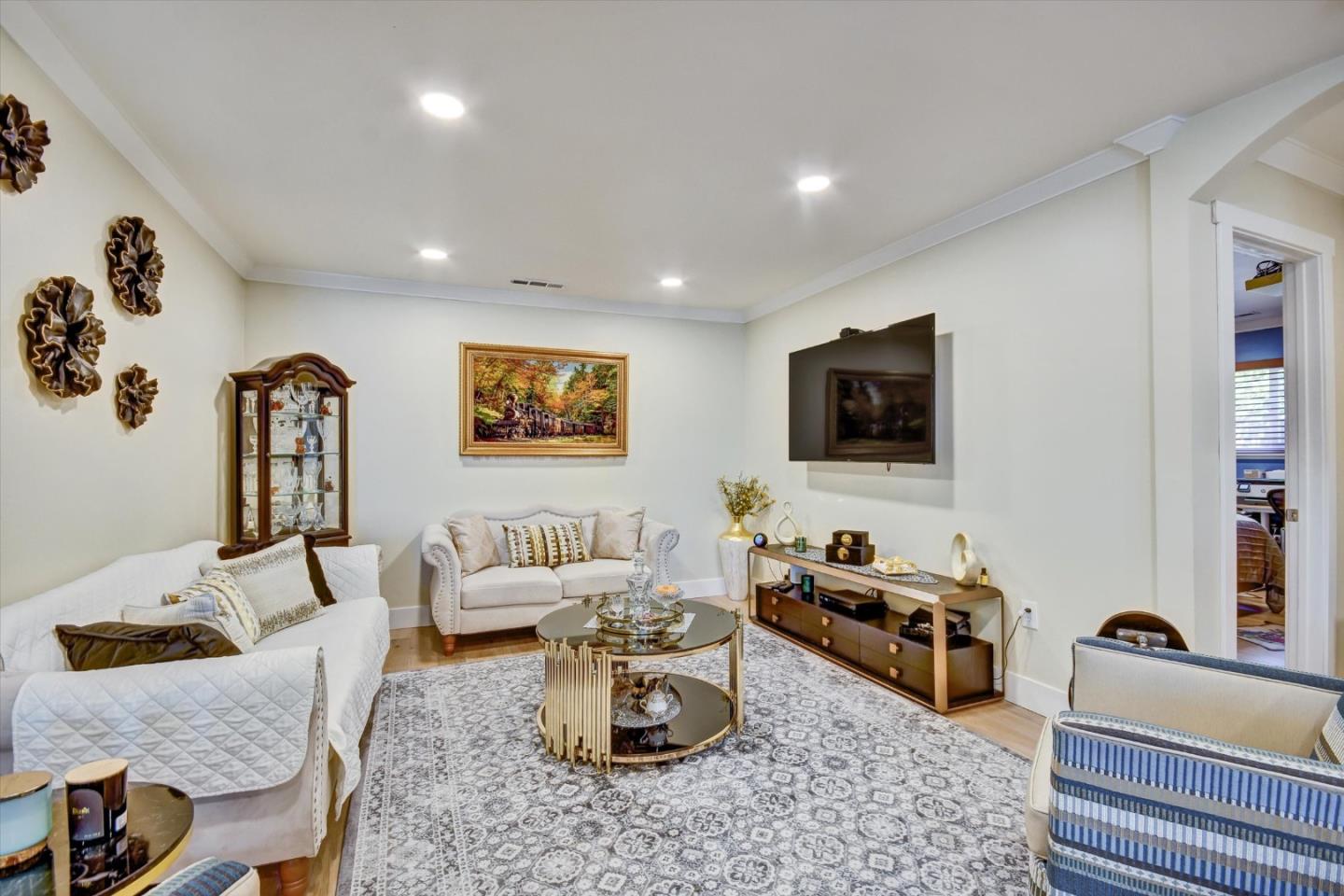 Detail Gallery Image 13 of 59 For 163 Roxbury, Santa Clara,  CA 95050 - – Beds | – Baths