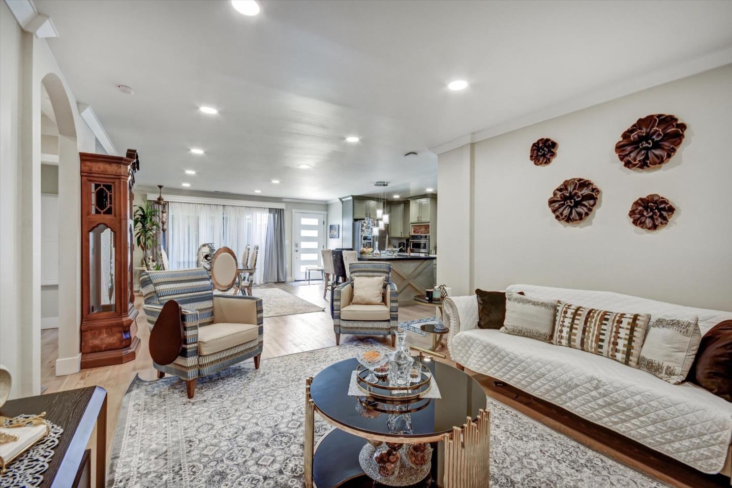 Detail Gallery Image 15 of 59 For 163 Roxbury, Santa Clara,  CA 95050 - – Beds | – Baths