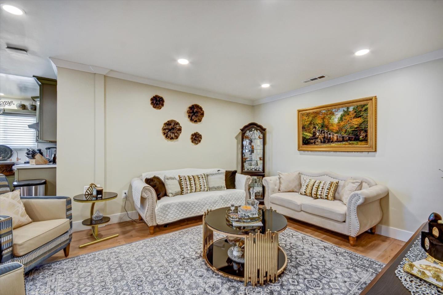 Detail Gallery Image 16 of 59 For 163 Roxbury, Santa Clara,  CA 95050 - – Beds | – Baths