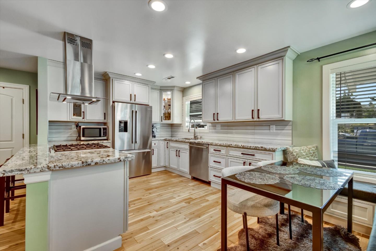 Detail Gallery Image 33 of 59 For 163 Roxbury, Santa Clara,  CA 95050 - – Beds | – Baths