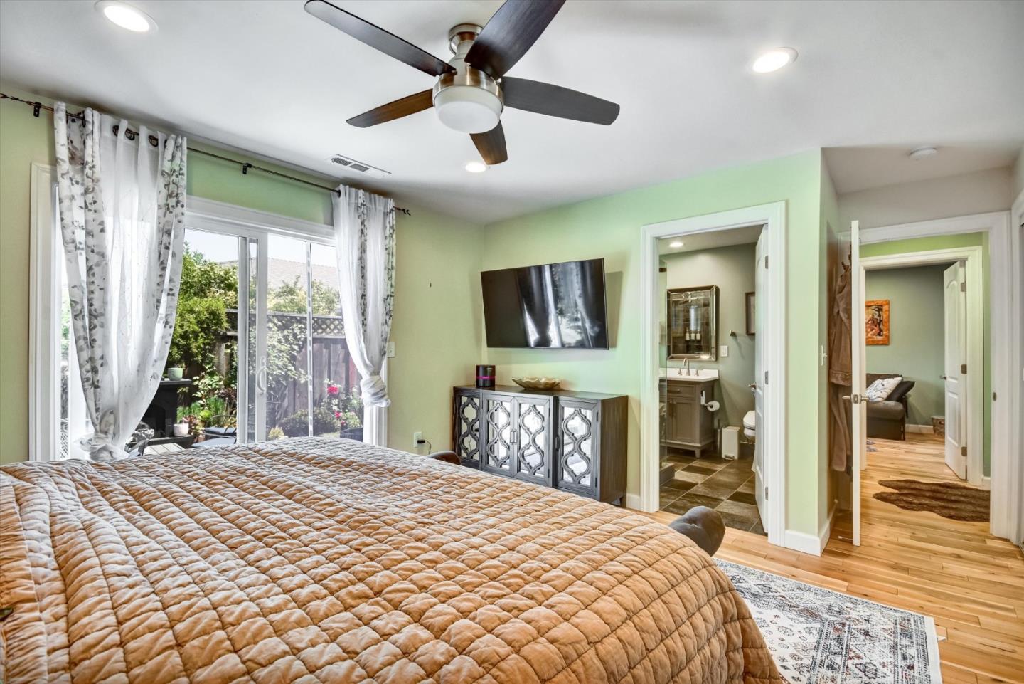 Detail Gallery Image 50 of 59 For 163 Roxbury, Santa Clara,  CA 95050 - – Beds | – Baths