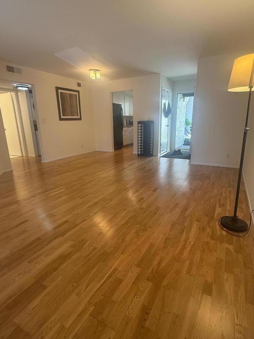 Detail Gallery Image 3 of 22 For 1001 E Evelyn Ter #131,  Sunnyvale,  CA 94086 - 2 Beds | 1 Baths