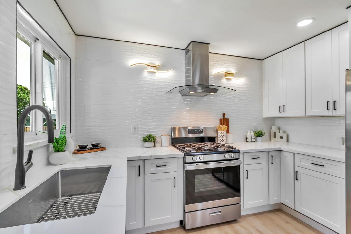 Detail Gallery Image 15 of 39 For 1257 S White Rd, San Jose,  CA 95127 - 4 Beds | 2 Baths