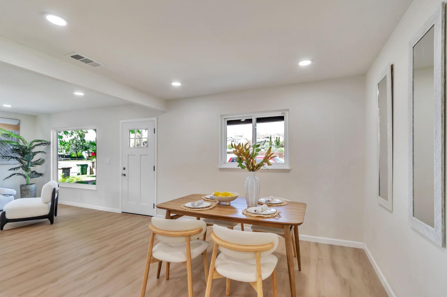 Detail Gallery Image 18 of 39 For 1257 S White Rd, San Jose,  CA 95127 - 4 Beds | 2 Baths