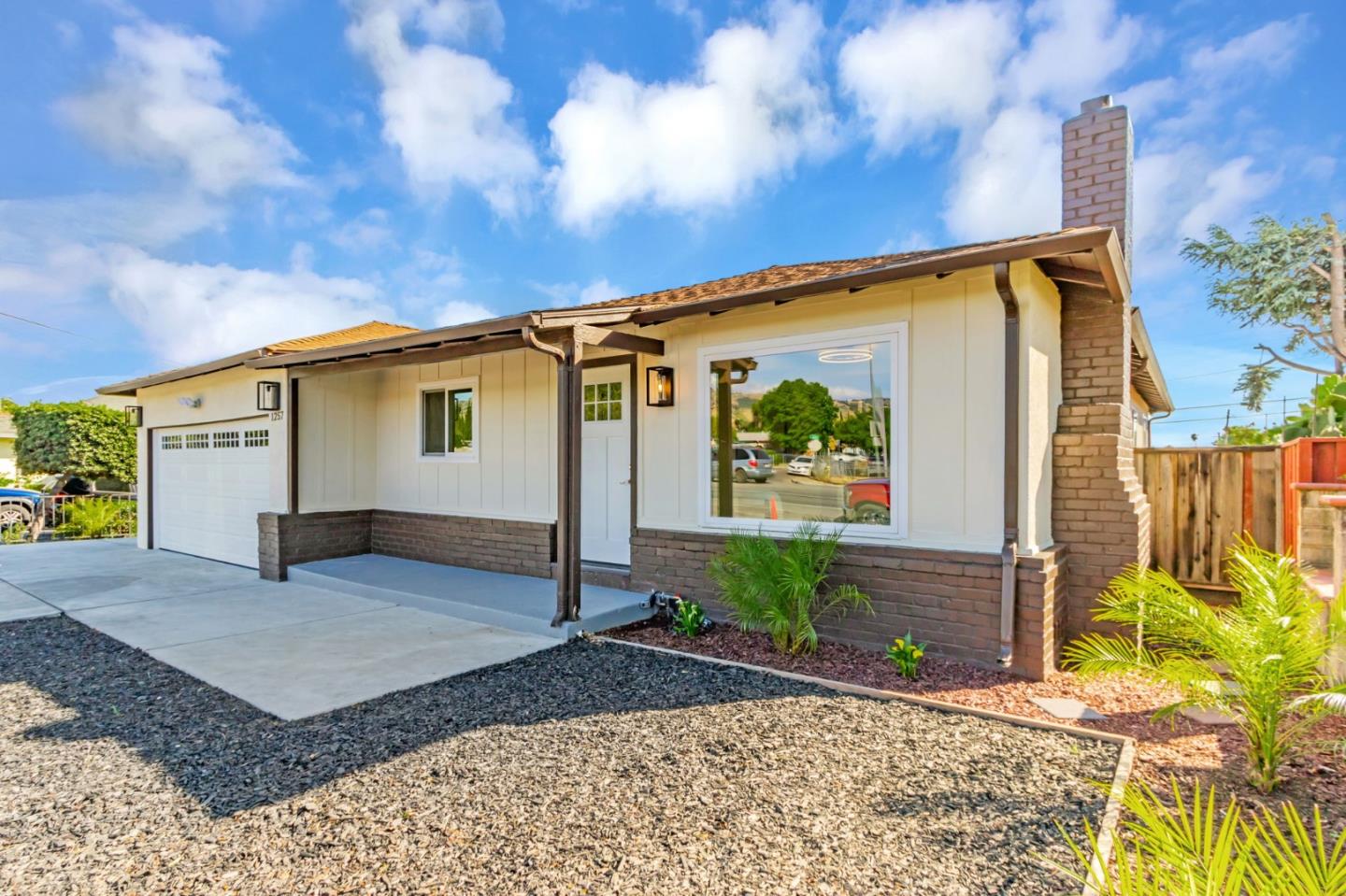 Detail Gallery Image 2 of 39 For 1257 S White Rd, San Jose,  CA 95127 - 4 Beds | 2 Baths