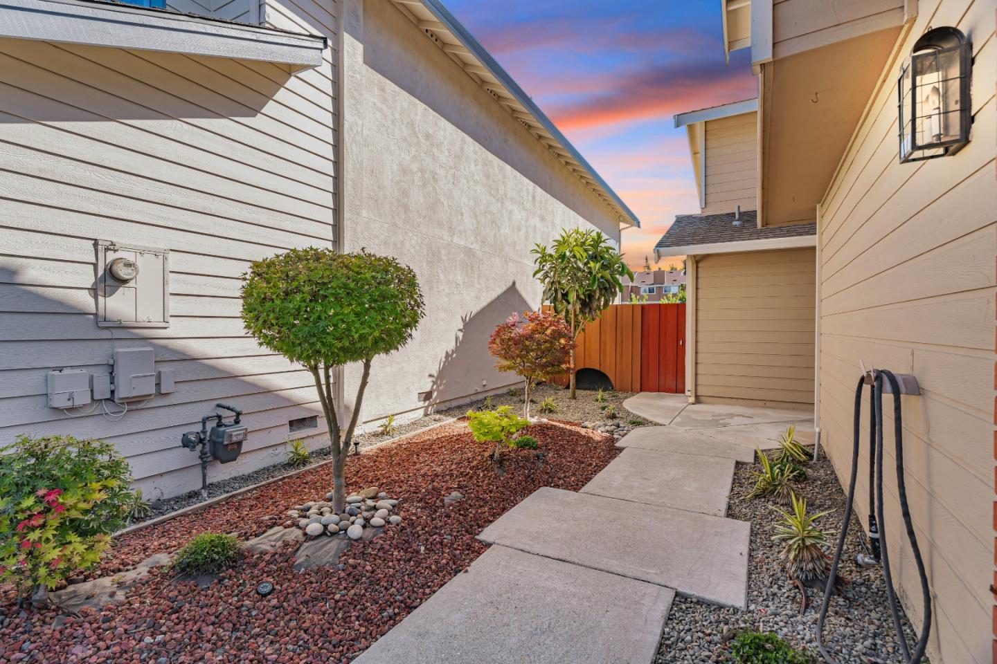 Detail Gallery Image 5 of 35 For 37993 Ponderosa Ter, Fremont,  CA 94536 - 3 Beds | 2/1 Baths