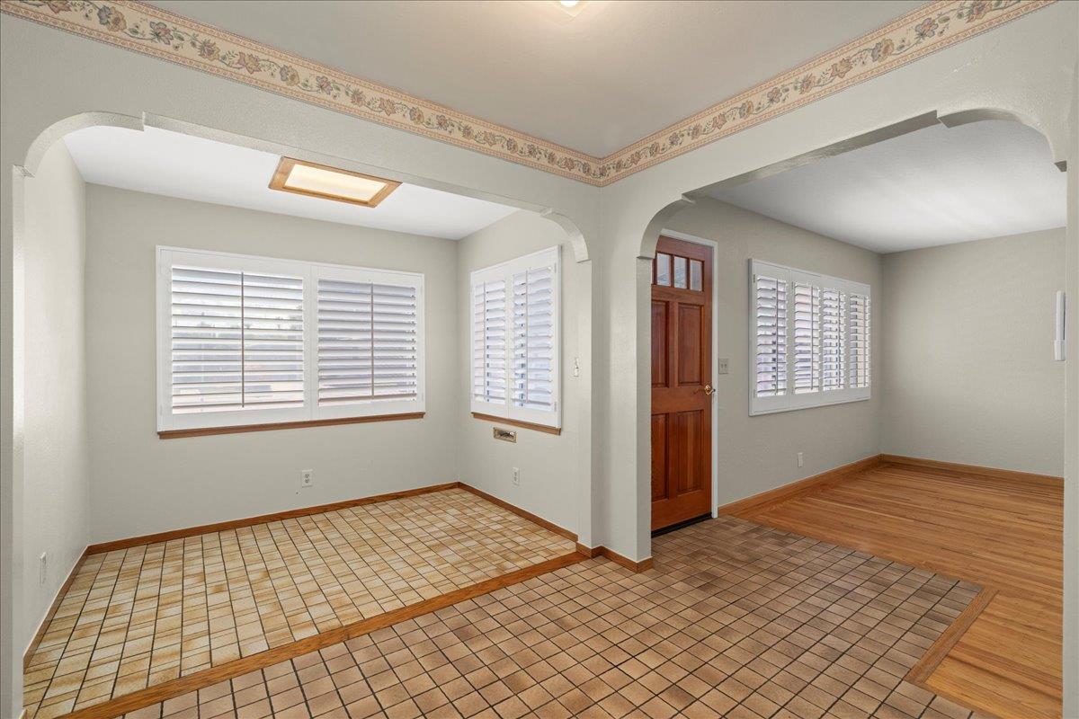 Detail Gallery Image 4 of 26 For 667 Los Padres Blvd, Santa Clara,  CA 95050 - 3 Beds | 3 Baths