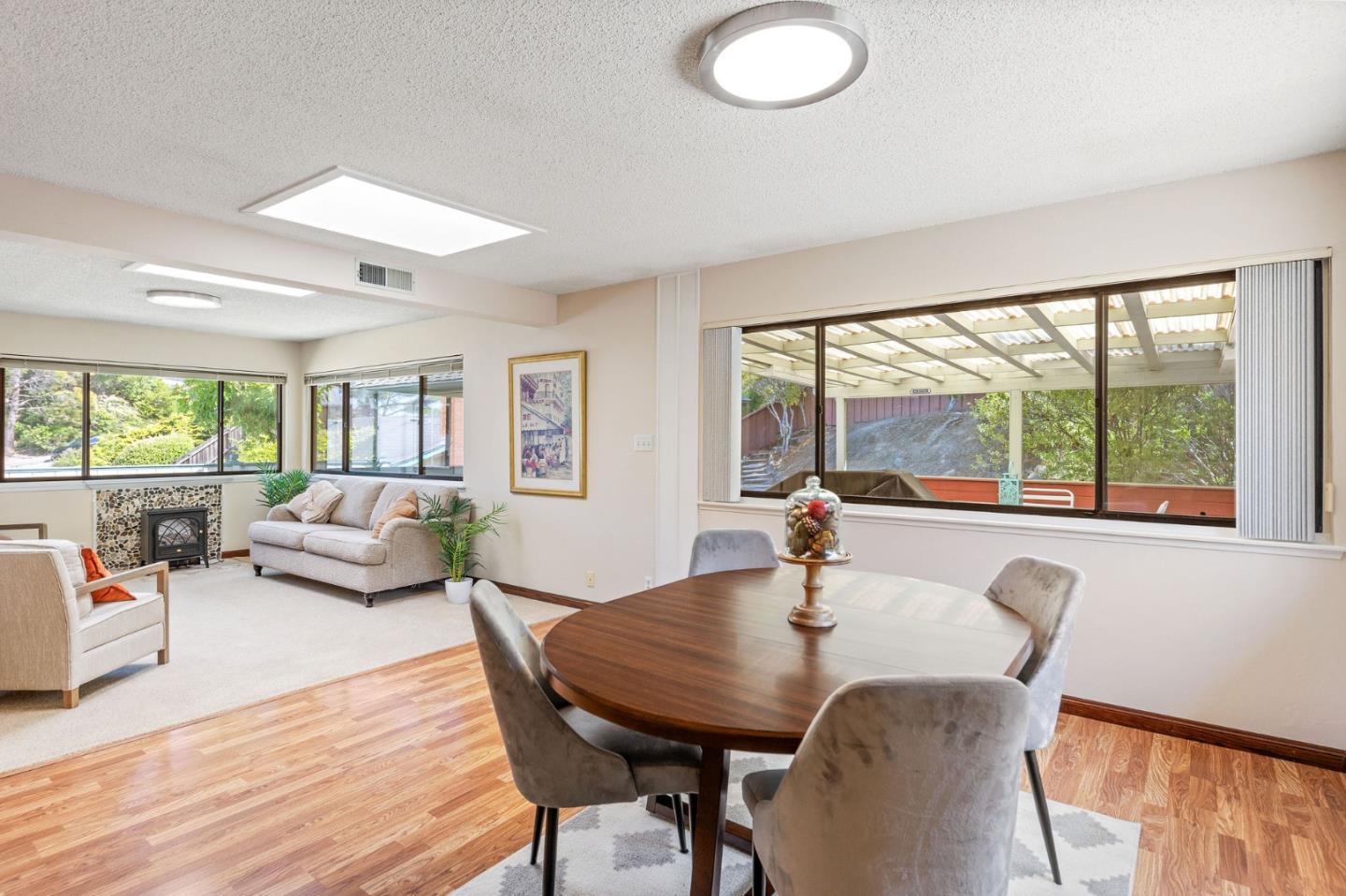Detail Gallery Image 14 of 87 For 115 Conejo Dr, Millbrae,  CA 94030 - 3 Beds | 2 Baths