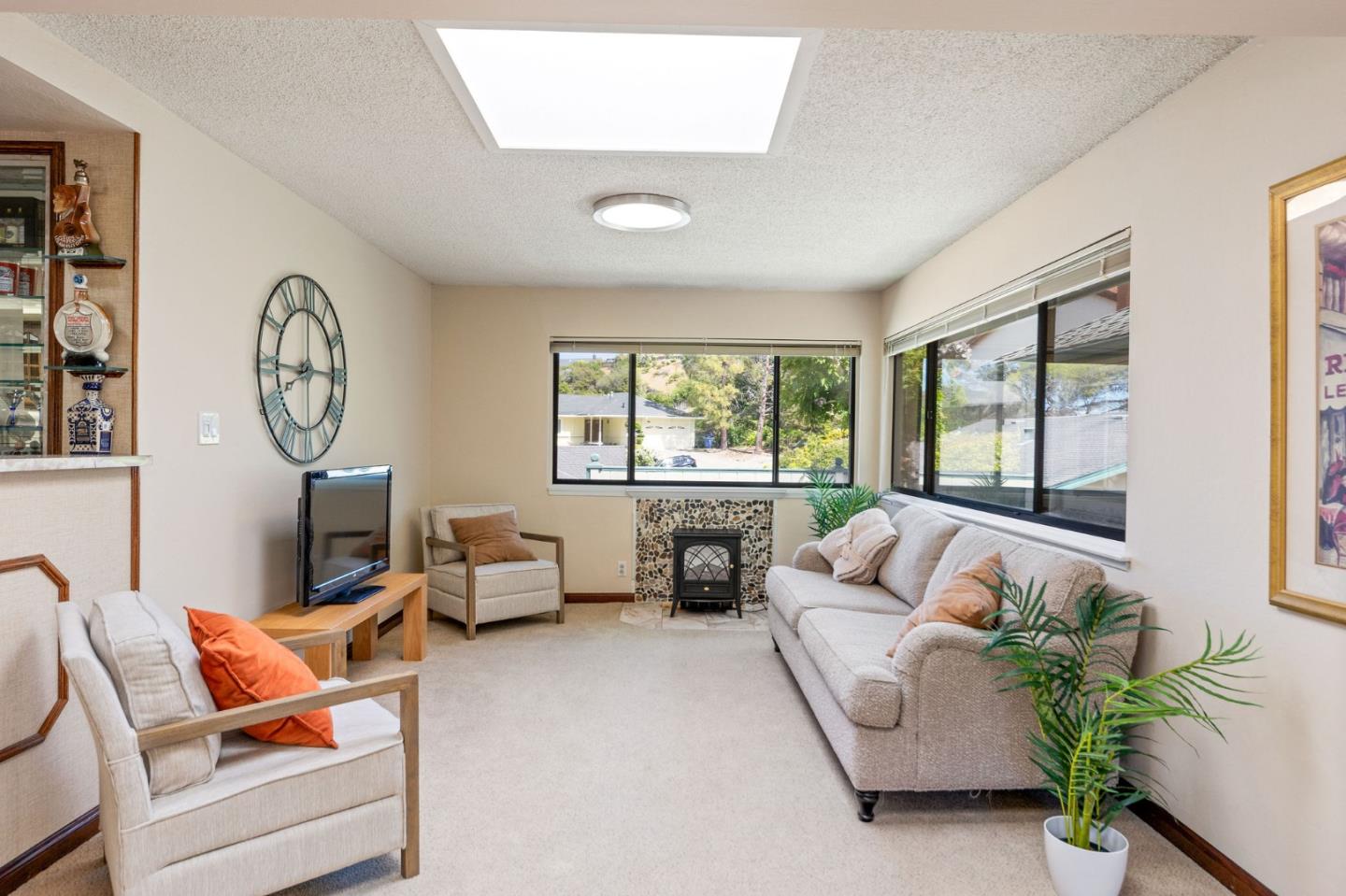 Detail Gallery Image 17 of 87 For 115 Conejo Dr, Millbrae,  CA 94030 - 3 Beds | 2 Baths