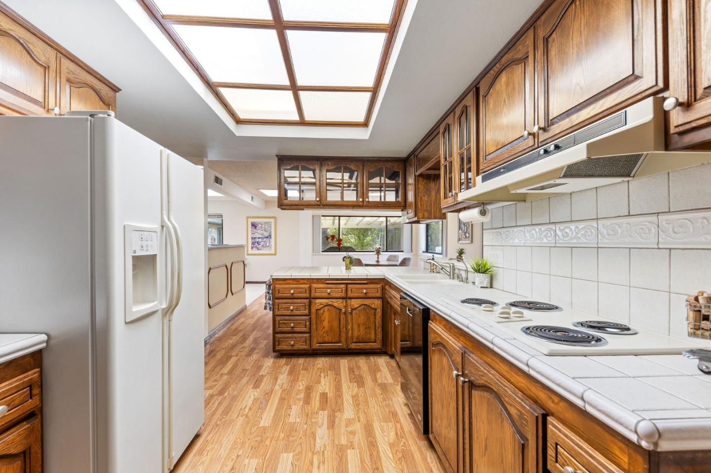 Detail Gallery Image 21 of 87 For 115 Conejo Dr, Millbrae,  CA 94030 - 3 Beds | 2 Baths