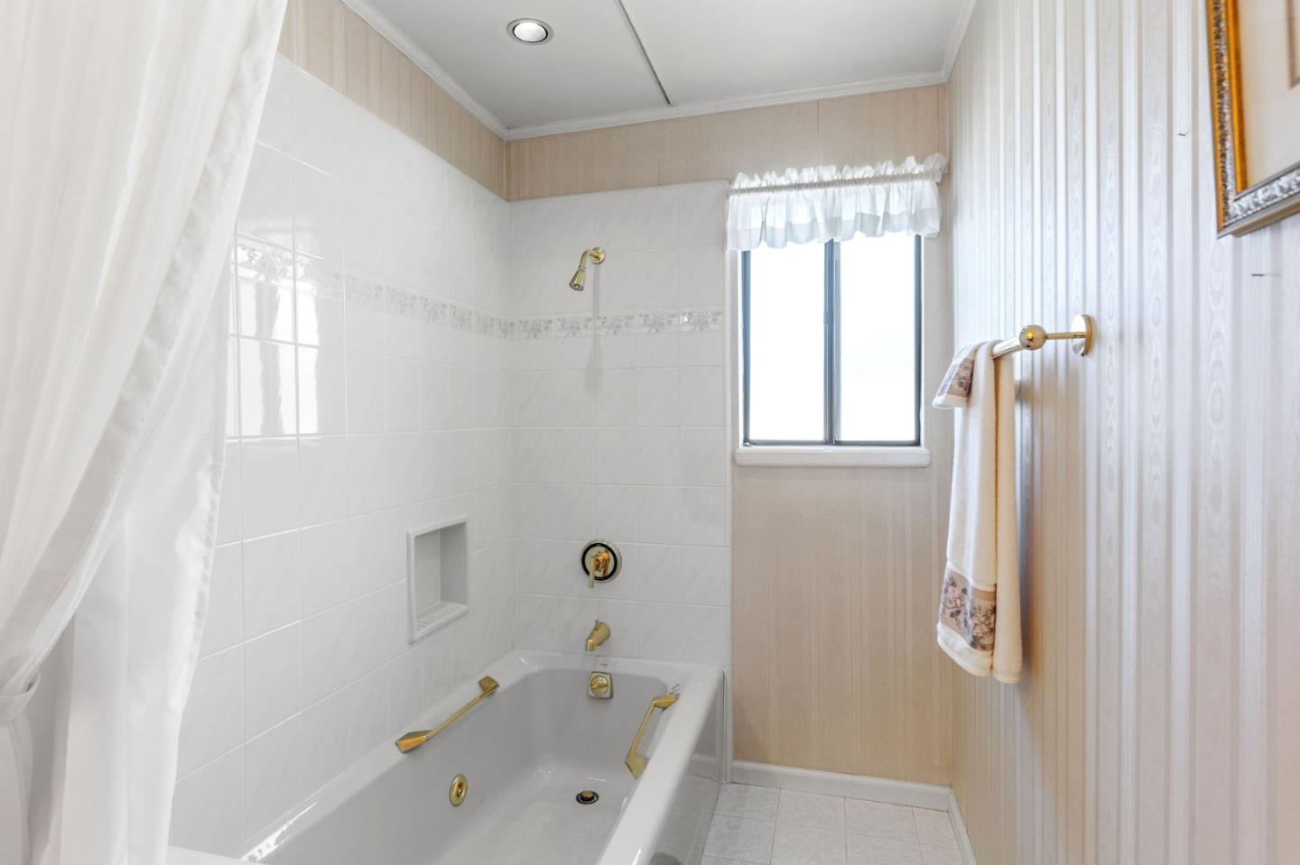 Detail Gallery Image 38 of 87 For 115 Conejo Dr, Millbrae,  CA 94030 - 3 Beds | 2 Baths