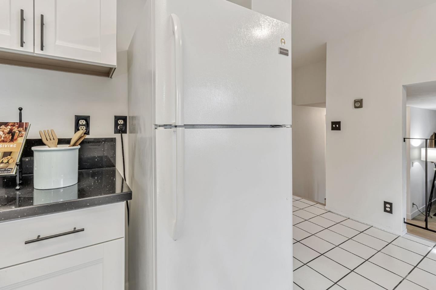 Detail Gallery Image 17 of 42 For 4131 Middle Park Dr, San Jose,  CA 95135 - 4 Beds | 2/1 Baths