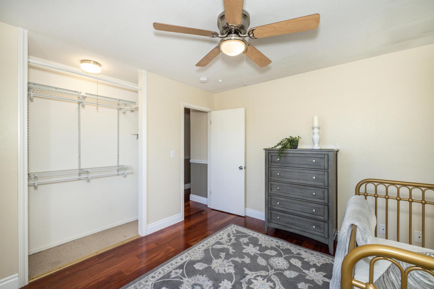 Detail Gallery Image 21 of 35 For 515 Lanyard Dr, Redwood Shores,  CA 94065 - 3 Beds | 2 Baths