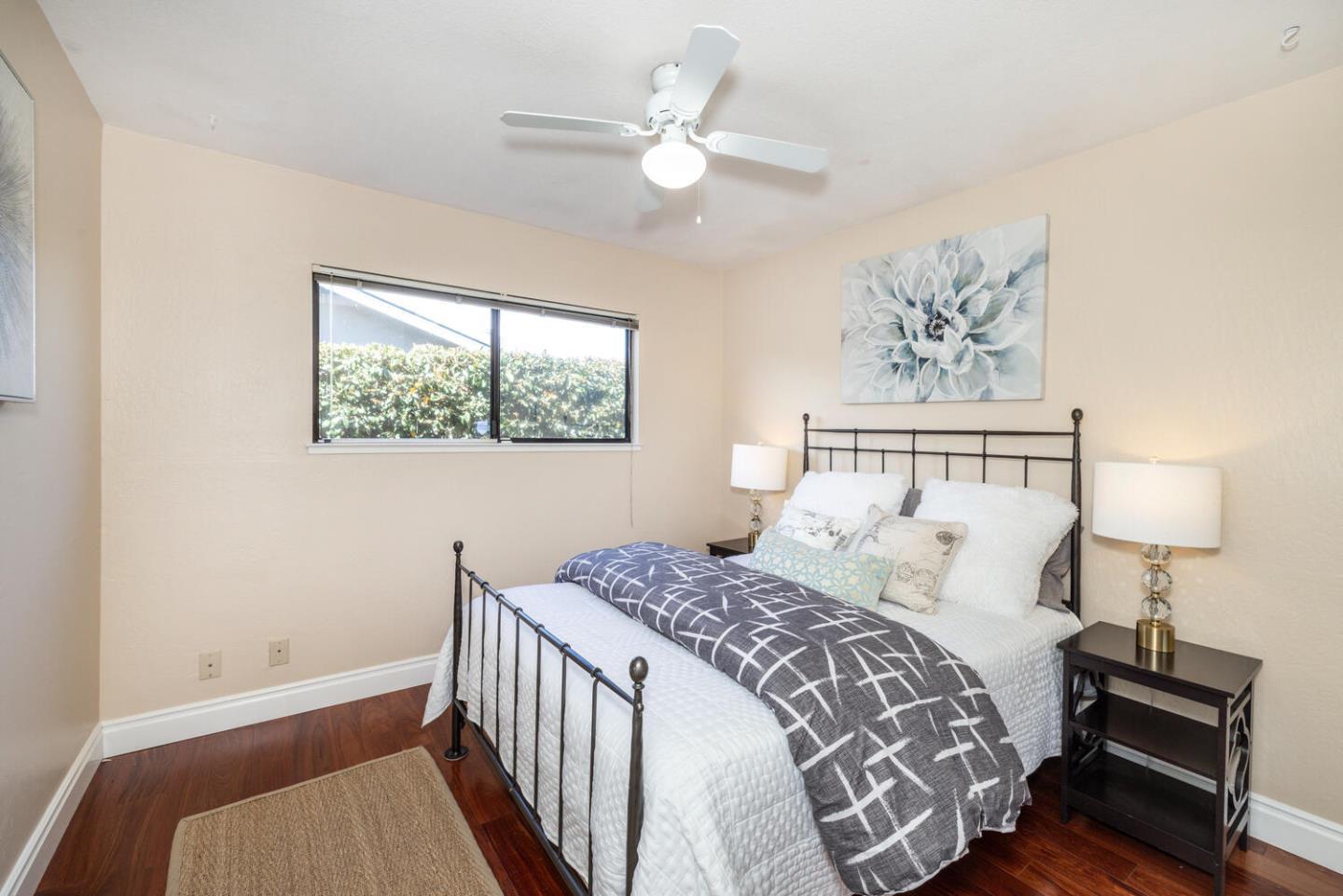 Detail Gallery Image 22 of 35 For 515 Lanyard Dr, Redwood Shores,  CA 94065 - 3 Beds | 2 Baths