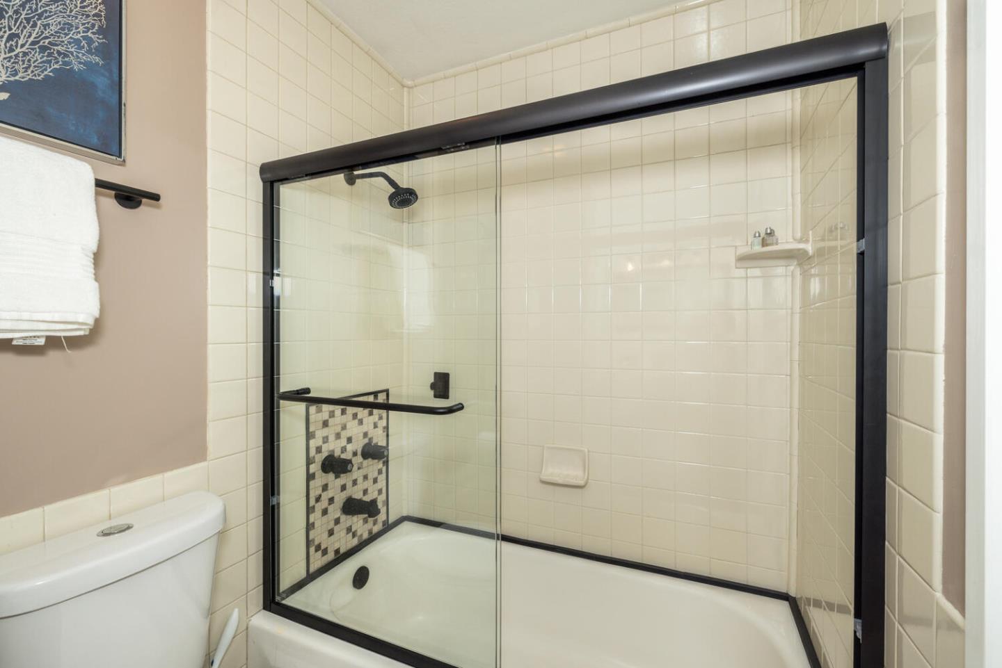 Detail Gallery Image 25 of 35 For 515 Lanyard Dr, Redwood Shores,  CA 94065 - 3 Beds | 2 Baths